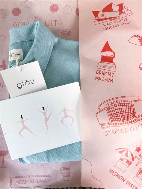 how to ship askpolo.com|Navigating the World of Apparel Shipping: How To Ship Clothes.
